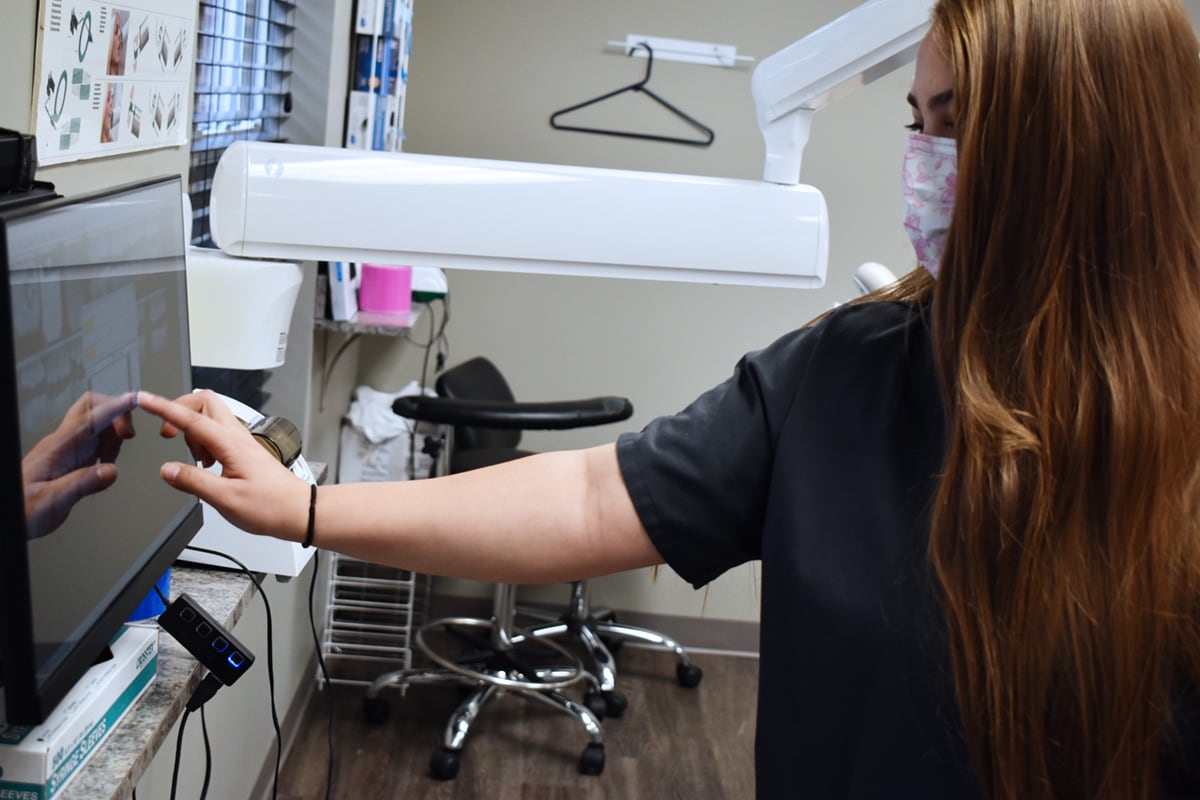 CC_Dental-Assisting_0393_opt.jpg